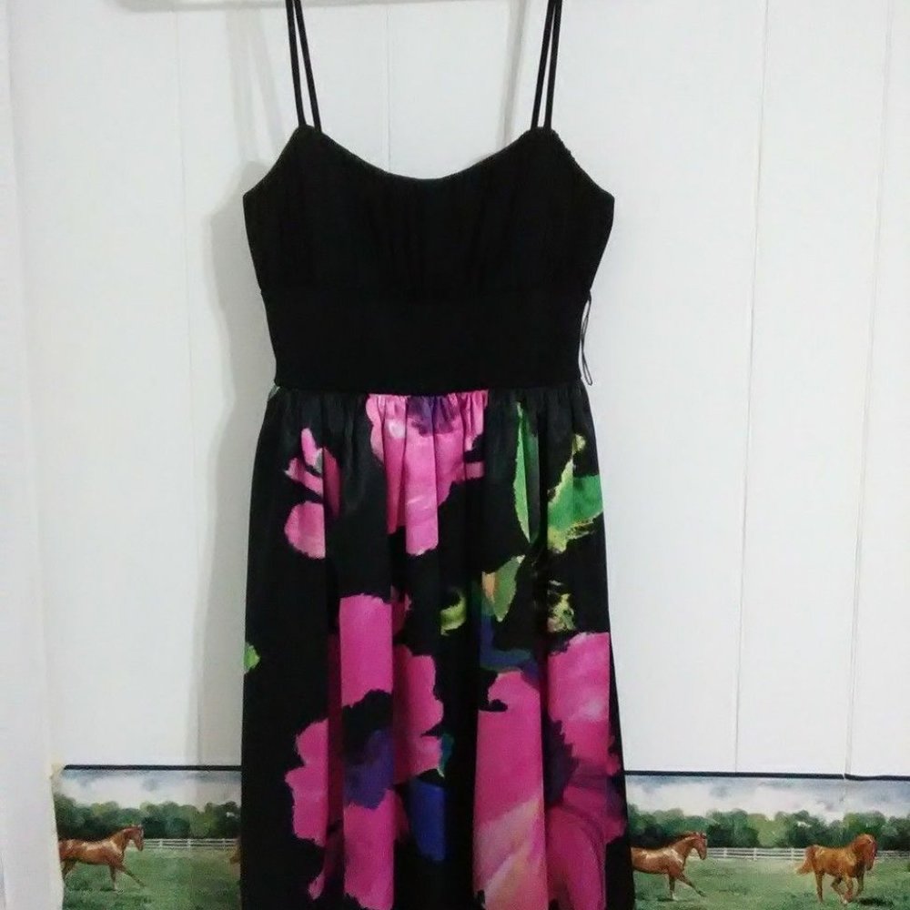 Like New City Triangles Dress!